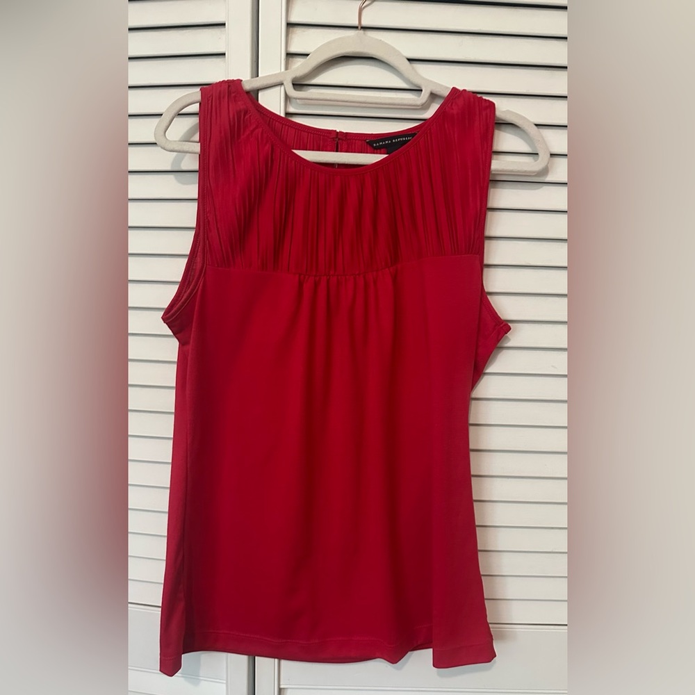 Banana Republic Red Pleated Yoke Camisole